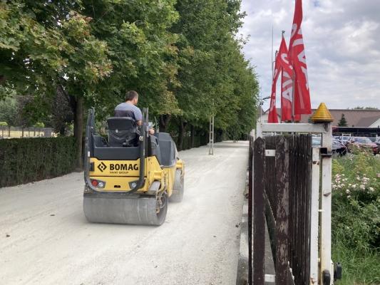 avis parkolo gepesfoldmunkak (10)